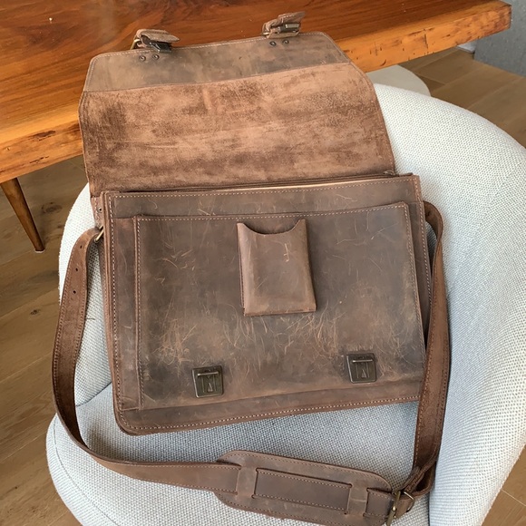 🦄 Brown leather courier shoulder bag - Picture 6 of 13